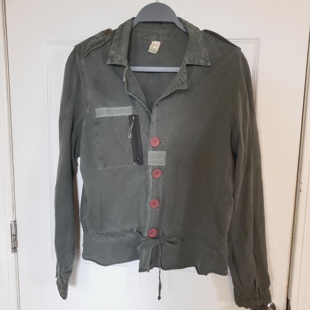 Unique military top
